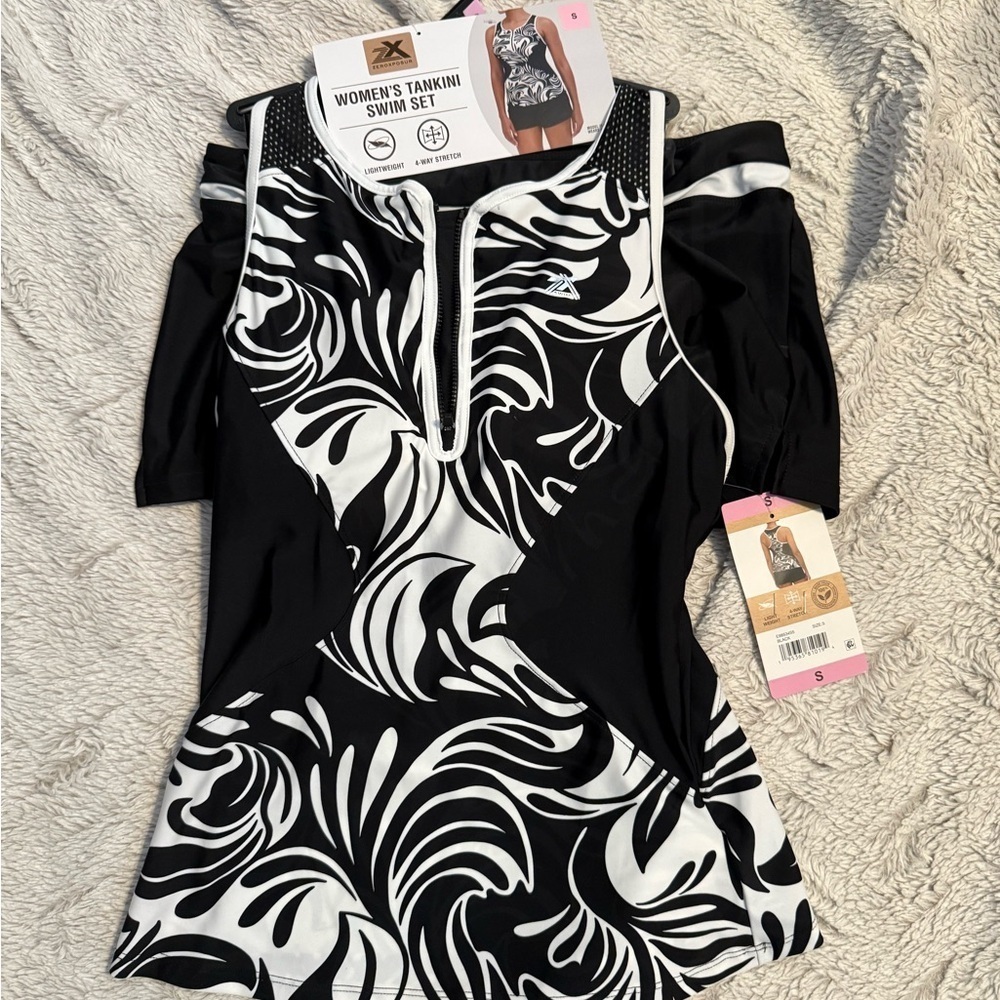 NWT Zeroxposur Tankini Set Size Small